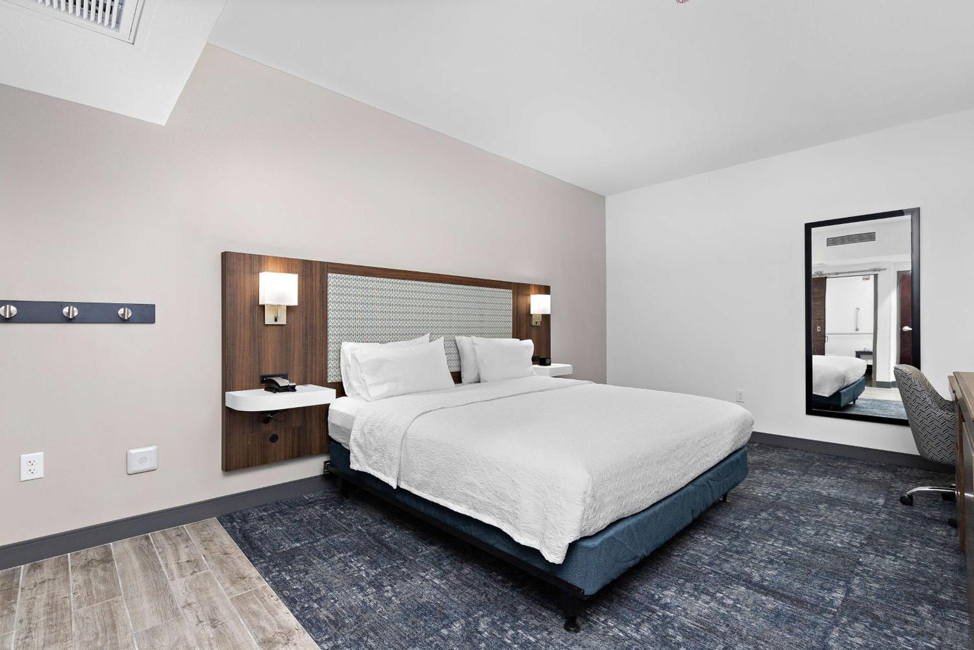 Hampton Inn Kansas City - Downtown Financial District Eksteriør billede