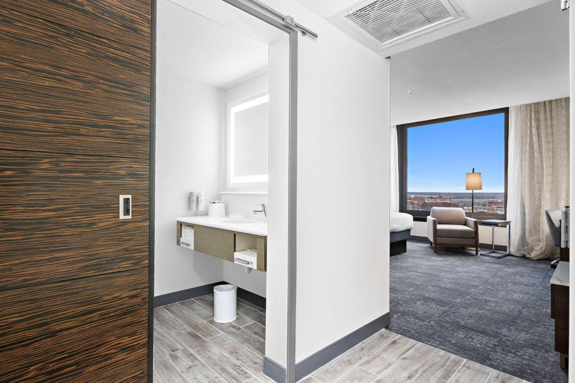 Hampton Inn Kansas City - Downtown Financial District Eksteriør billede