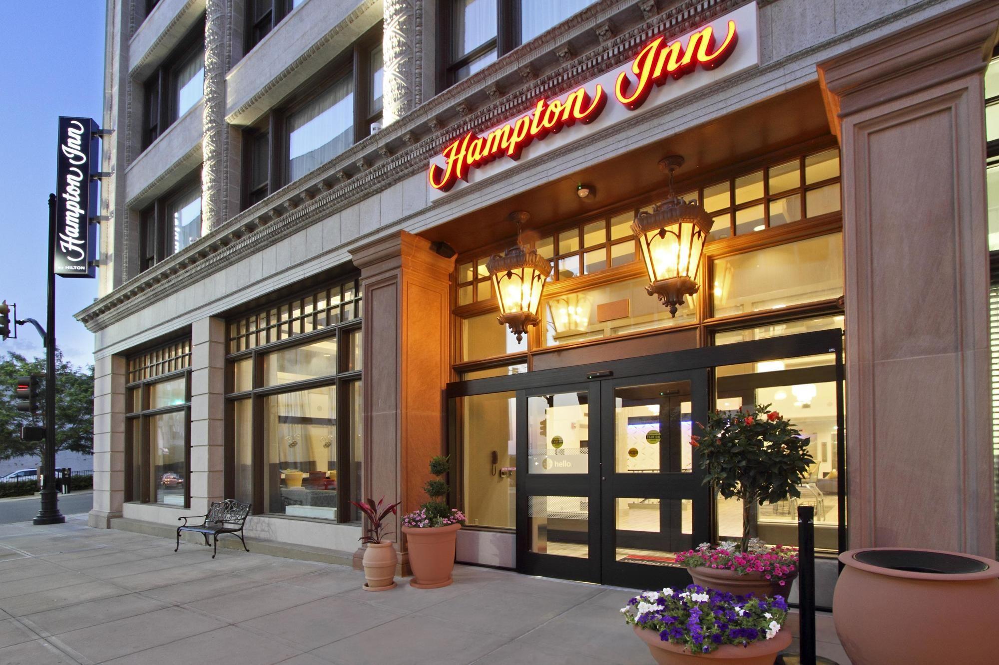 Hampton Inn Kansas City - Downtown Financial District Eksteriør billede